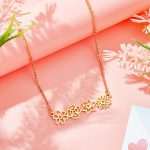 Custom Birth Flower Necklace: Unique Family Floral Gift for Mom
